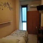 Pensión La Dea 3*