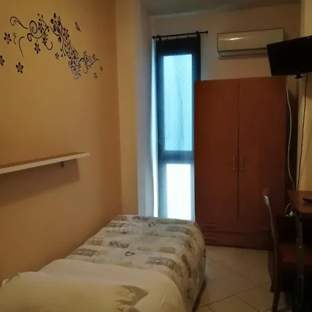 Πανσιόν La Dea 3*