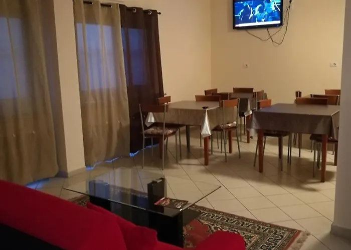 La Dea 3* بيزا